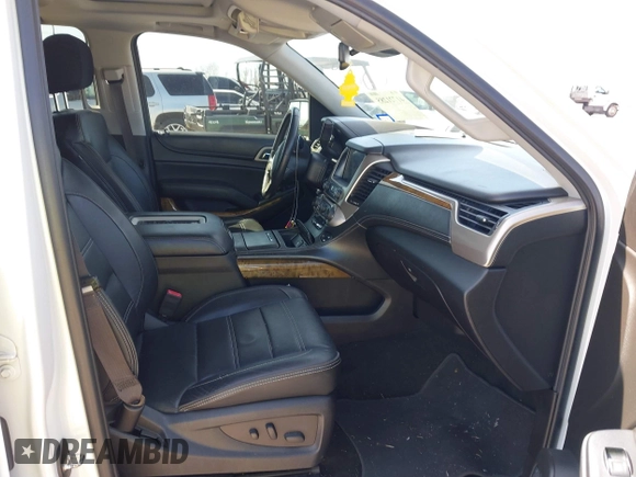 2017 GMC Yukon Denali with VIN 1GKS1CKJ3HR315982, listed as a IAAI auction lot 41721285 with 116,398 mi miles. Bid and sale history available at carsss.com. Image 5.