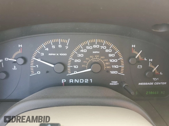 2003 Ford Expedition Special Service z VIN 1FMPU16L53LA07129, wystawiony jako Copart lot #55365635 z przebiegiem 210 660 mil mil oraz Czysty tytuł • Clean title. Historia ofert i sprzedaży dostępna na DreamBid. Obrazek 9.