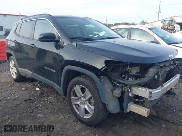 2022 Jeep Compass Latitude with VIN 3C4NJCBB3NT225221, listed as a IAAI auction lot 41092539 with 54,086 mi miles and . Bid and sale history available at carsss.com. Image 1.