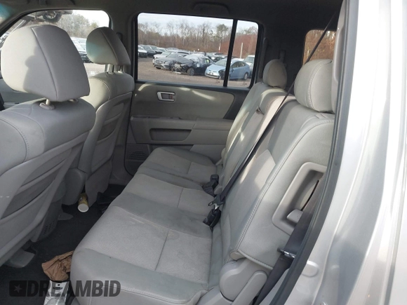 2010 Honda Pilot LX with VIN 5FNYF4H29AB002203, listed as a IAAI auction lot 40858777 with 128,621 mi miles and . Bid and sale history available at DreamBid. Image 8.