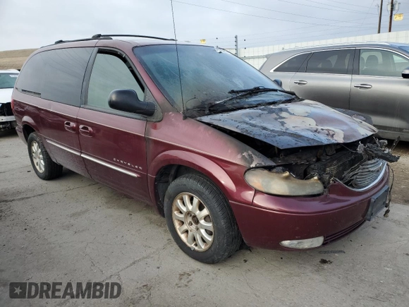 2001 Chrysler Town & Country LXi with VIN 2C8GP54L71R217272, listed as a Copart auction lot 47755345 with Not Provided miles and Salvage Title. Bid and sale history available at DreamBid. Image 4.