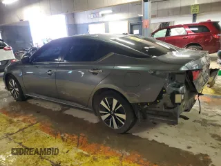 2022 Nissan Altima SV z VIN 1N4BL4DV3NN321561, wystawiony jako Copart lot #87900315 z przebiegiem 116 955 mil mil oraz Szkoda całkowita • Salvage title. Historia ofert i sprzedaży dostępna na DreamBid. Obrazek 2.