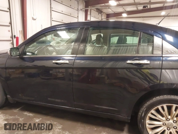 2012 Chrysler 200 Limited with VIN 1C3CCBCB0CN263663, listed as a IAAI auction lot 41621500 with 134,558 mi miles. Bid and sale history available at carsss.com. Image 15.