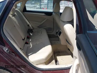 2013 Volkswagen Passat SE z VIN 1VWBP7A35DC080144, wystawiony jako IAAI lot #42191470 z przebiegiem 158 259 mil mil oraz . Historia ofert i sprzedaży dostępna na DreamBid. Obrazek 8.