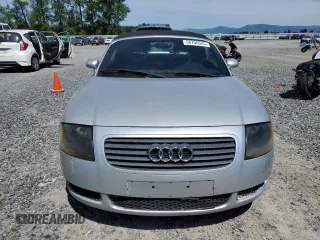2001 Audi TT z VIN TRUTC28N011007130, wystawiony jako Copart lot #58706525 z przebiegiem 150 959 mil mil oraz Tytuł czysty. Historia ofert i sprzedaży dostępna na DreamBid. Obrazek 5.