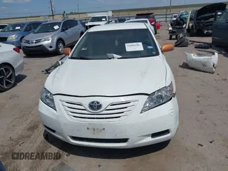 2008 Toyota Camry LE z VIN 4T1BE46K48U792969, wystawiony jako IAAI lot #42056288 z przebiegiem 249 852 mil mil oraz . Historia ofert i sprzedaży dostępna na DreamBid. Obrazek 13.