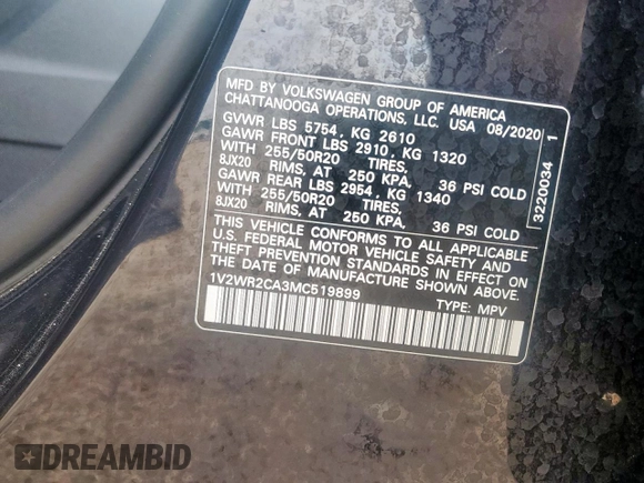 2021 Volkswagen Atlas SE with VIN 1V2WR2CA3MC519899, listed as a Copart auction lot 64051135 with 60,586 mi miles and Salvage title. Bid and sale history available at DreamBid. Image 13.