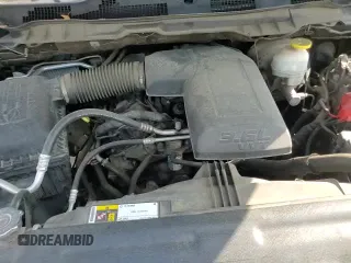 2017 Ram 1500 Express z VIN 1C6RR6KG6HS582753, wystawiony jako Copart lot #57136085 z przebiegiem 100 488 mil mil oraz Szkoda całkowita • Salvage title. Historia ofert i sprzedaży dostępna na DreamBid. Obrazek 13.