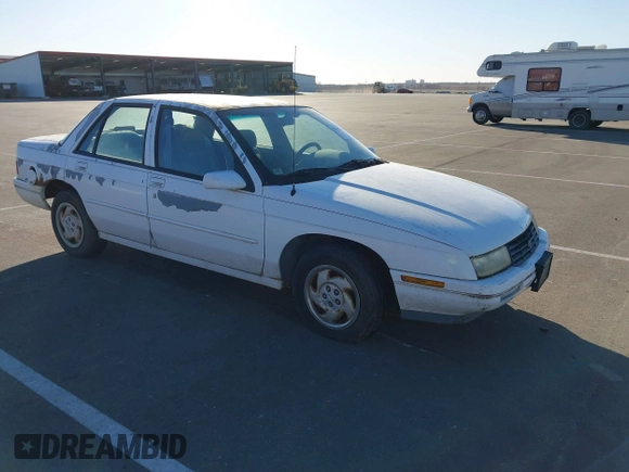 1995 Chevrolet Corsica z VIN 1G1LD5541SY257563, wystawiony jako IAAI lot #41439457 z przebiegiem 187 952 mil mil oraz . Historia ofert i sprzedaży dostępna na DreamBid. Obrazek 1.