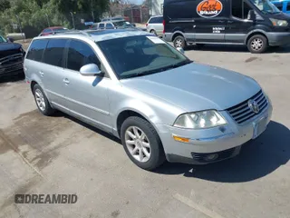 2004 Volkswagen Passat GLS z VIN WVWVD63B44E232376, wystawiony jako IAAI lot #41989206 z przebiegiem 193 450 mil mil oraz . Historia ofert i sprzedaży dostępna na DreamBid. Obrazek 1.