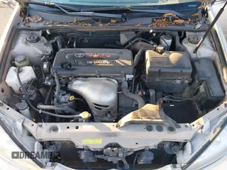 2005 Toyota Camry STD z VIN 4T1BE32KX5U015451, wystawiony jako IAAI lot #41426370 z przebiegiem 255 358 mil mil oraz . Historia ofert i sprzedaży dostępna na DreamBid. Obrazek 10.