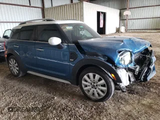 2021 MINI Countryman Oxford Edition with VIN WMZ23BR01M3M77118, listed as a Copart auction lot 66974374 with 36,401 mi miles and Salvage Title. Bid and sale history available at carsss.com. Image 4.