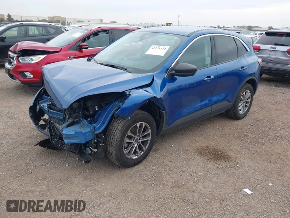 2022 Ford Escape SE with VIN 1FMCU9G69NUA71547, listed as a IAAI auction lot 41731172 with 36,273 mi miles and . Bid and sale history available at carsss.com. Image 2.
