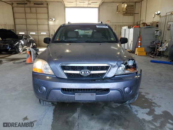 2009 Kia Sorento LX with VIN KNDJD735995889602, listed as a Copart auction lot 73916114 with 133,848 mi miles and Salvage Title. Bid and sale history available at carsss.com. Image 5.