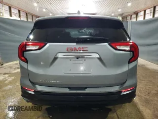 2024 GMC Terrain SLE z VIN 3GKALMEG0RL372967, wystawiony jako Copart lot #59143945 z przebiegiem 26 511 mil mil oraz Czysty tytuł • Clean title. Historia ofert i sprzedaży dostępna na DreamBid. Obrazek 6.