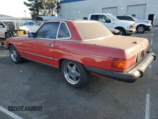 1989 Mercedes-Benz 560 SL with VIN WDBBA48D4KA098854, listed as a Copart auction lot 85074084 with 146,258 mi miles and Clean Title. Bid and sale history available at carsss.com. Image 2.