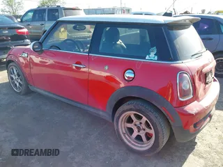 2008 MINI Hardtop S with VIN WMWMF73588TT89848, listed as a IAAI auction lot 41993191 with 145,668 mi miles and . Bid and sale history available at DreamBid. Image 3.
