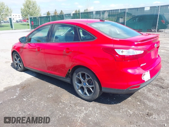 2013 Ford Focus SE z VIN 1FADP3F27DL227588, wystawiony jako IAAI lot #42210560 z przebiegiem 248 185 mil mil oraz . Historia ofert i sprzedaży dostępna na DreamBid. Obrazek 3.