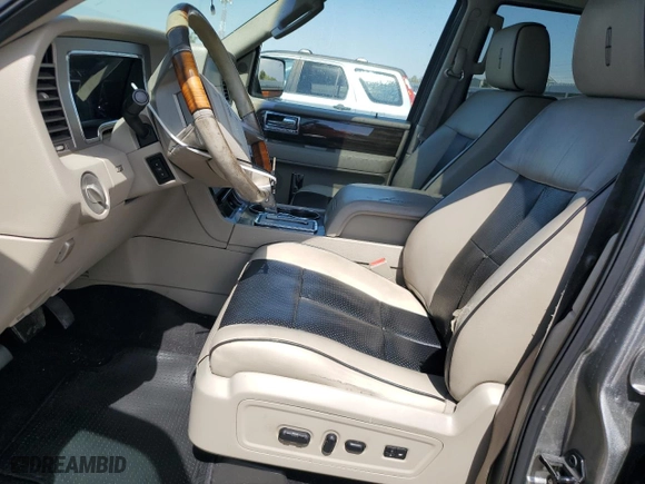 2008 Lincoln Navigator L with VIN 5LMFL285X8LJ14877, listed as a Copart auction lot 72124374 with 461,803 mi miles and Salvage Title. Bid and sale history available at carsss.com. Image 7.
