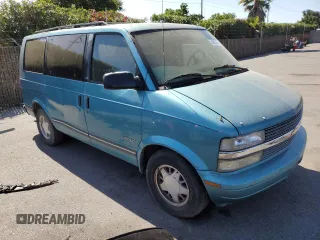 1996 Chevrolet Astro with VIN 1GNDM19W6TB126141, listed as a Copart auction lot 54097374 with 151,038 mi miles and Non Repairable. Bid and sale history available at carsss.com. Image 4.