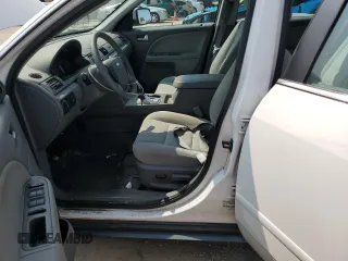 2005 Ford Five Hundred SE with VIN 1FAFP23195G166415, listed as a Copart auction lot 70829644 with 107,958 mi miles and Salvage Title. Bid and sale history available at carsss.com. Image 7.