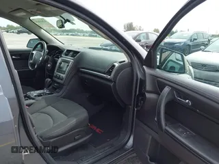 2014 GMC Acadia SLE with VIN 1GKKRPKD9EJ111160, listed as a IAAI auction lot 42614852 with 180,656 mi miles and . Bid and sale history available at DreamBid. Image 5.