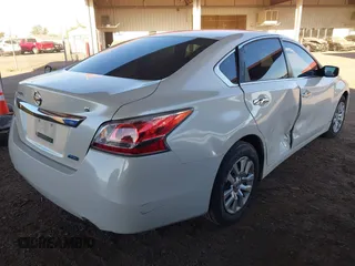 2014 Nissan Altima S with VIN 1N4AL3AP6EC415750, listed as a IAAI auction lot 41869726 with 107,010 mi miles and . Bid and sale history available at carsss.com. Image 4.