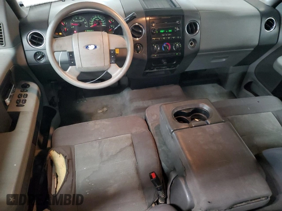 2004 Ford F-150 STX with VIN 1FTRX14W74NC09087, listed as a Copart auction lot 58476955 with 174,661 mi miles and Clean title. Bid and sale history available at DreamBid. Image 8.