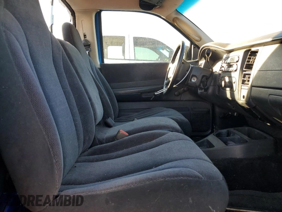 2001 Dodge Dakota with VIN 1B7FL26X61S137435, listed as a Copart auction lot 88527955 with 137,644 mi miles and Salvage Title. Bid and sale history available at carsss.com. Image 10.