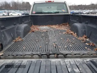 2003 Chevrolet Silverado 1500 LS with VIN 1GCEK14VX3Z167218, listed as a Copart auction lot 88808165 with 97,151 mi miles and Clean Title. Bid and sale history available at DreamBid. Image 10.
