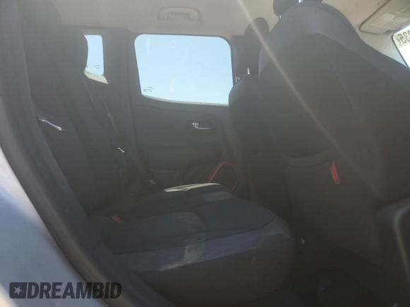 2017 Jeep Renegade Trailhawk с VIN ZACCJBCB9HPE82976, выставлен на аукционе Copart как лот 58247235 с пробегом 92 350 миль миль и Списание • Salvage title. История ставок и продаж доступна на DreamBid. Изображение 11.