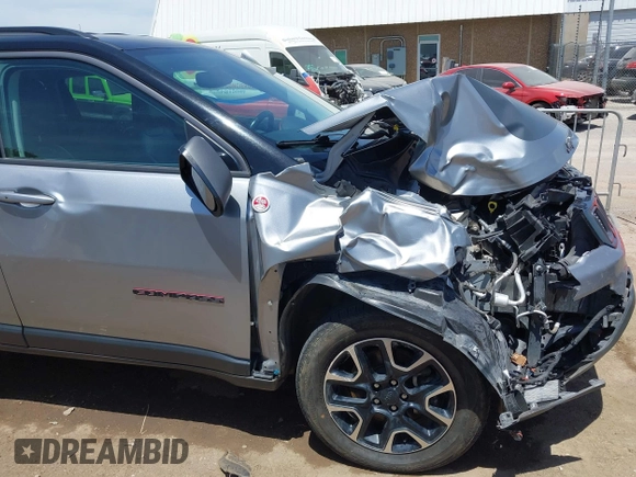 2020 Jeep Compass Trailhawk with VIN 3C4NJDDB7LT159532, listed as a IAAI auction lot 42243833 with 118,566 mi miles and . Bid and sale history available at DreamBid. Image 6.