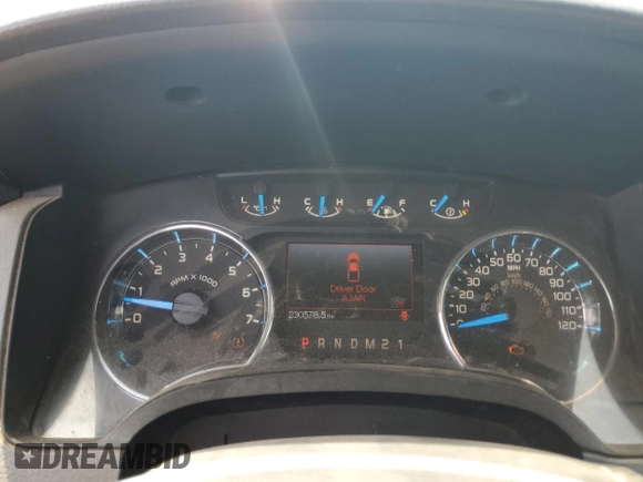 2013 Ford F-150 XL with VIN 1FTFX1ET4DFD75388, listed as a Copart auction lot 60326025 with 230,578 mi miles and Salvage title. Bid and sale history available at DreamBid. Image 9.
