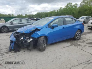 2023 Nissan Versa SV z VIN 3N1CN8EV2PL827659, wystawiony jako Copart lot #55775185 z przebiegiem 48 024 mil mil oraz Szkoda całkowita • Salvage title. Historia ofert i sprzedaży dostępna na DreamBid. Obrazek 1.