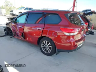 2016 Nissan Pathfinder SV with VIN 5N1AR2MN6GC621713, listed as a IAAI auction lot 41275408 with 136,017 mi miles. Bid and sale history available at carsss.com. Image 3.