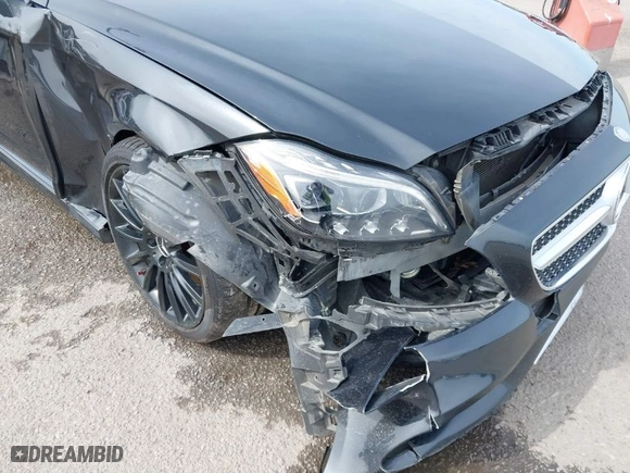 2016 Mercedes-Benz CLS with VIN WDDLJ6FB7GA162689, listed as a IAAI auction lot 41552389 with 90,380 mi miles. Bid and sale history available at carsss.com. Image 6.