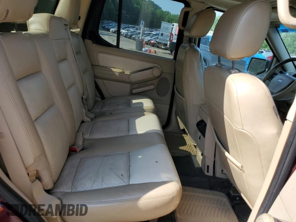 2007 Ford Explorer Sport Trac Limited z VIN 1FMEU53K17UA12810, wystawiony jako Copart lot #61770645 z przebiegiem 202 790 mil mil oraz Czysty tytuł • Clean title. Historia ofert i sprzedaży dostępna na DreamBid. Obrazek 10.