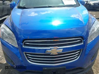 2015 Chevrolet Trax LT with VIN KL7CJLSB7FB076917, listed as a IAAI auction lot 41796629 with 114,993 mi miles. Bid and sale history available at carsss.com. Image 6.