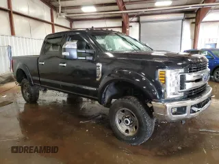 2019 Ford Super Duty F-250 SRW XL with VIN 1FT7W2BT2KEE69533, listed as a Copart auction lot 80526514 with 181,443 mi miles and Clean Title. Bid and sale history available at carsss.com. Image 4.
