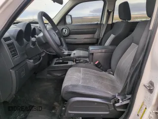 2007 Dodge Nitro SXT with VIN 1D8GT28K47W615392, listed as a Copart auction lot 51834425 with 195,055 mi miles and Salvage Title. Bid and sale history available at carsss.com. Image 7.
