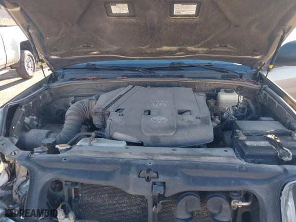 2006 Toyota 4Runner SR5 with VIN JTEBU14R268066938, listed as a IAAI auction lot 41876411 with 206,776 mi miles. Bid and sale history available at carsss.com. Image 10.