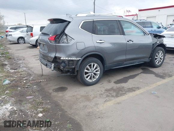 2018 Nissan Rogue SV with VIN KNMAT2MV6JP511461, listed as a IAAI auction lot 41924322 with 131,869 mi miles. Bid and sale history available at carsss.com. Image 4.