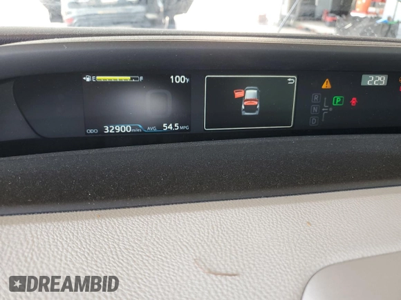 2020 Toyota Prius L Eco with VIN JTDKARFU0L3107685, listed as a Copart auction lot 63806495 with 32,900 mi miles and Salvage title. Bid and sale history available at DreamBid. Image 9.