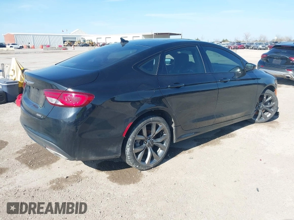 2015 Chrysler 200 S with VIN 1C3CCCBG7FN581173, listed as a IAAI auction lot 41679322 with 188,235 mi miles. Bid and sale history available at carsss.com. Image 4.