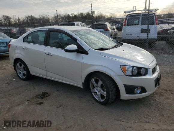 2014 Chevrolet Sonic LTZ with VIN 1G1JE5SH4E4132029, listed as a Copart auction lot 45450305 with 115,173 mi miles and Clean Title. Bid and sale history available at carsss.com. Image 4.