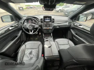 2019 Mercedes-Benz GLE 43 AMG z VIN 4JGED6EB9KA135798, wystawiony jako Copart lot #56642805 z przebiegiem 122 704 mil mil oraz Tytuł czysty. Historia ofert i sprzedaży dostępna na DreamBid. Obrazek 6.