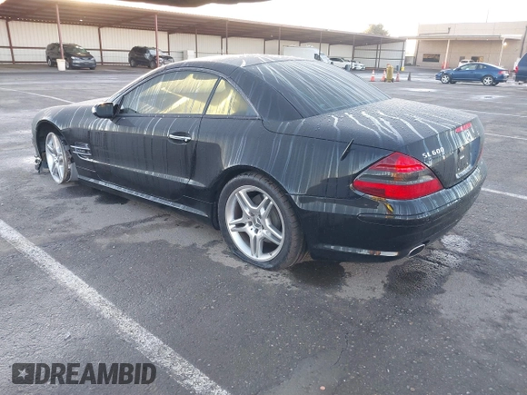 2006 Mercedes-Benz SL with VIN WDBSK76F66F113088, listed as a IAAI auction lot 41624451 with 21,116 mi miles and . Bid and sale history available at DreamBid. Image 3.