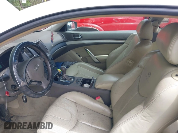 2008 Infiniti G37 Journey with VIN JNKCV64E68M127863, listed as a IAAI auction lot 42199662 with 141,765 mi miles. Bid and sale history available at carsss.com. Image 5.
