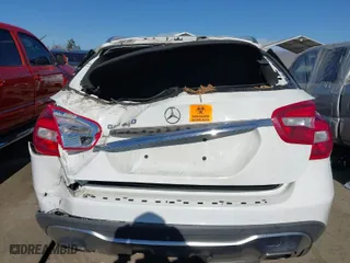 2018 Mercedes-Benz GLA with VIN WDCTG4EB8JJ481969, listed as a IAAI auction lot 41265854 with 69,931 mi miles. Bid and sale history available at carsss.com. Image 15.