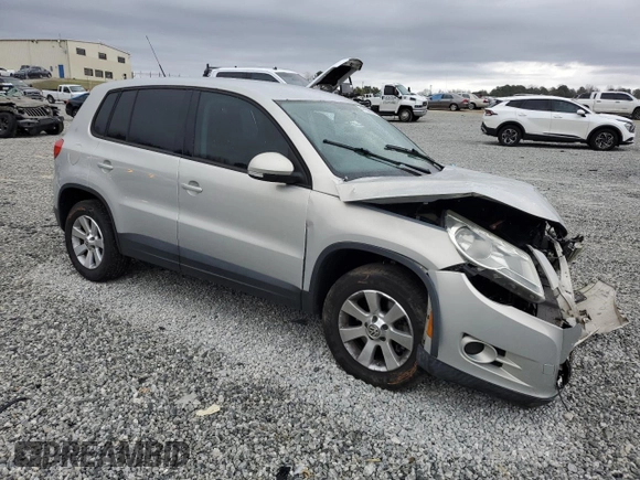 2010 Volkswagen Tiguan S with VIN WVGAV7AX6AW520952, listed as a Copart auction lot 47856855 with 119,822 mi miles and Salvage title. Bid and sale history available at DreamBid. Image 4.